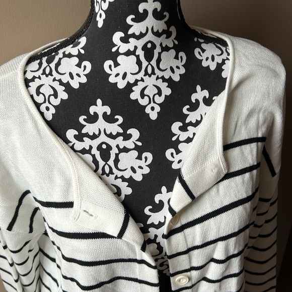 Turnabout Cardigan (style 6174) - Picture 5 of 13